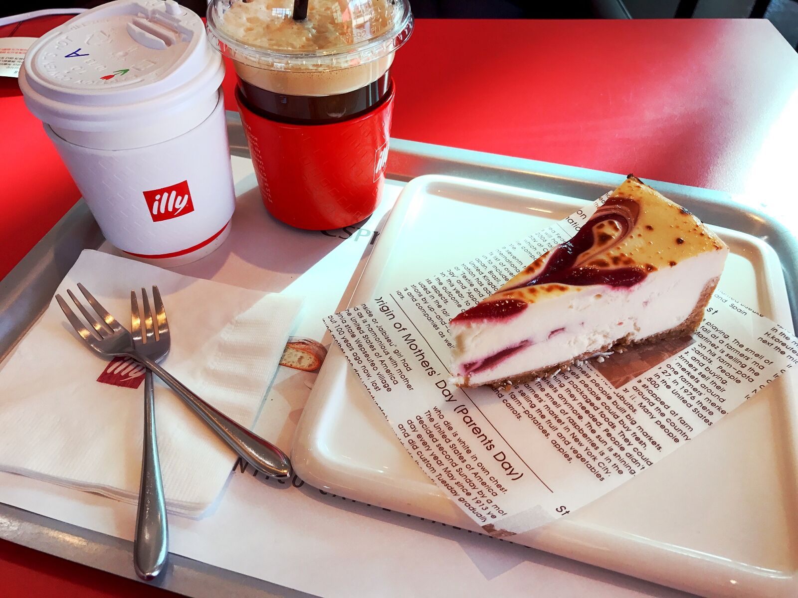 Apple iPhone 7 sample photo. Coffee, cake, red photography