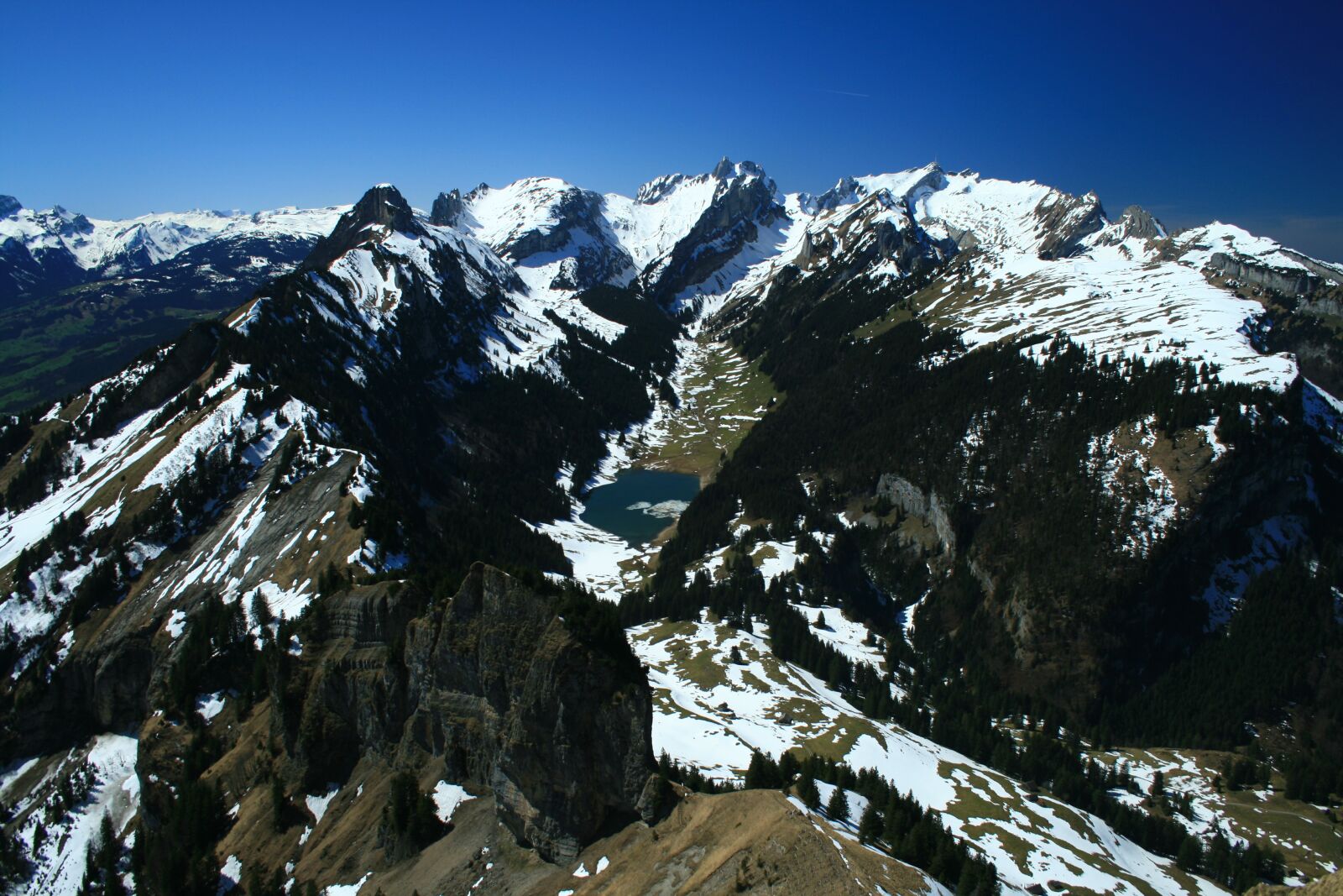 Canon EOS 400D (EOS Digital Rebel XTi / EOS Kiss Digital X) sample photo. Mountain, snow, panorama photography