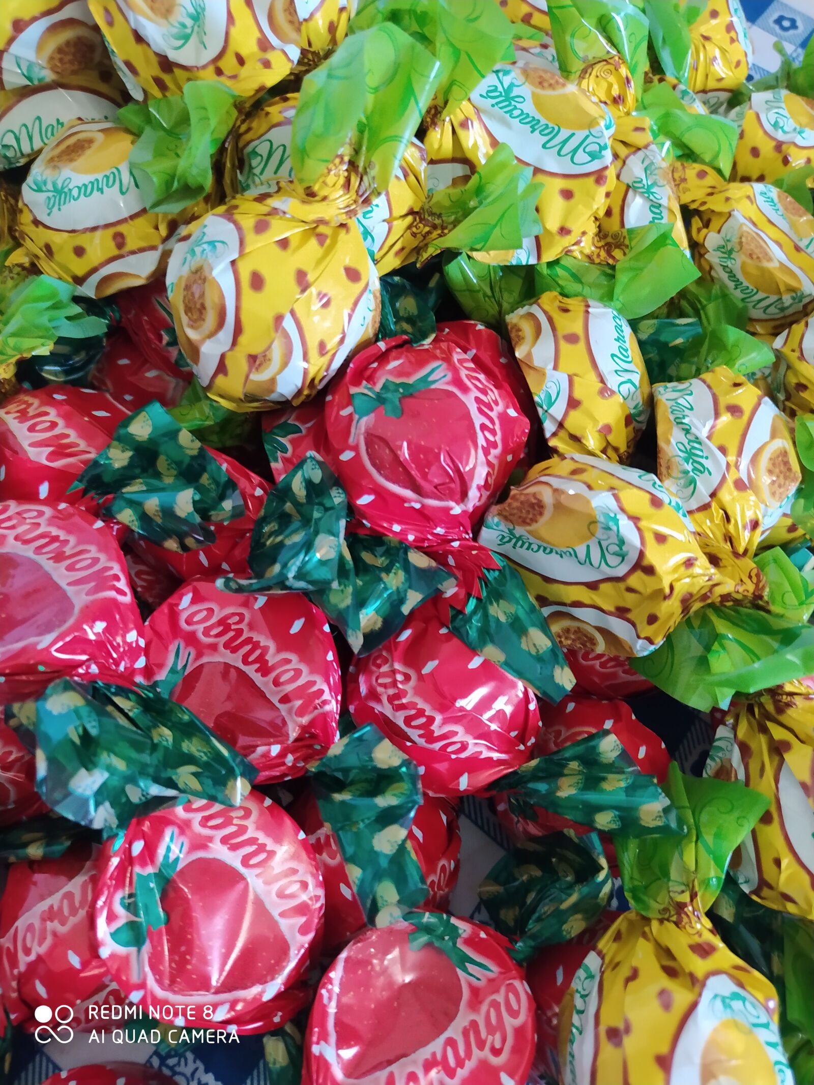 Xiaomi Redmi Note 8 sample photo. Chocolates, candy trufados, it photography