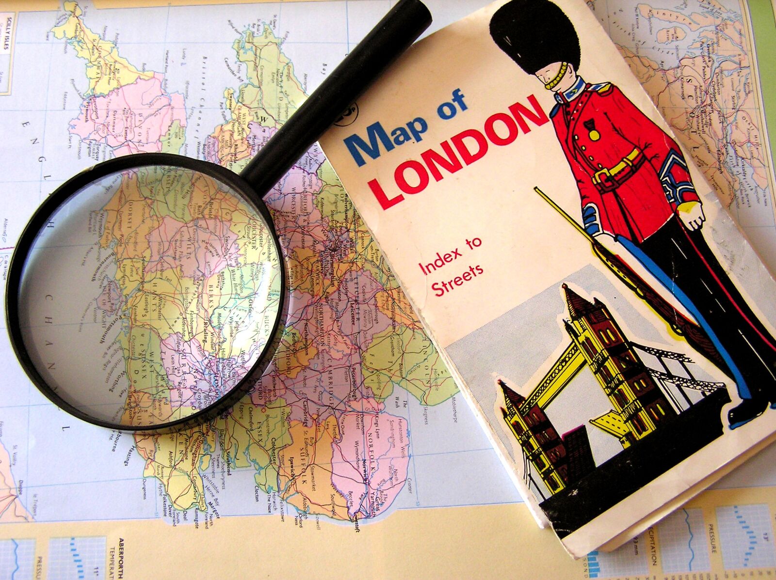 Olympus C750UZ sample photo. Travel, london, map photography