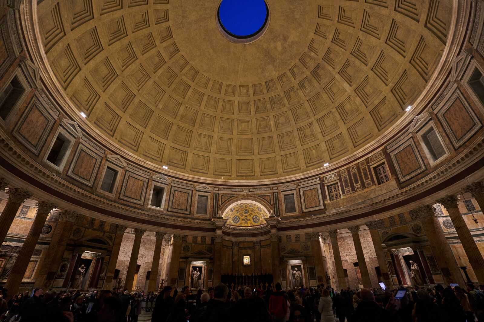 Sony a7R II + Tamron 17-28mm F2.8 Di III RXD sample photo. Pantheon, rome, architecture photography