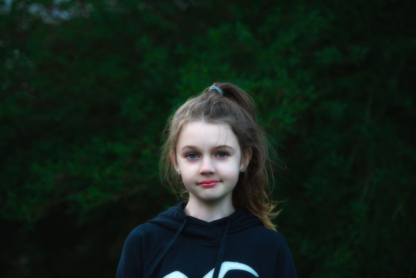 Nikon D750 sample photo. Little girl, wildflowers, meadow photography