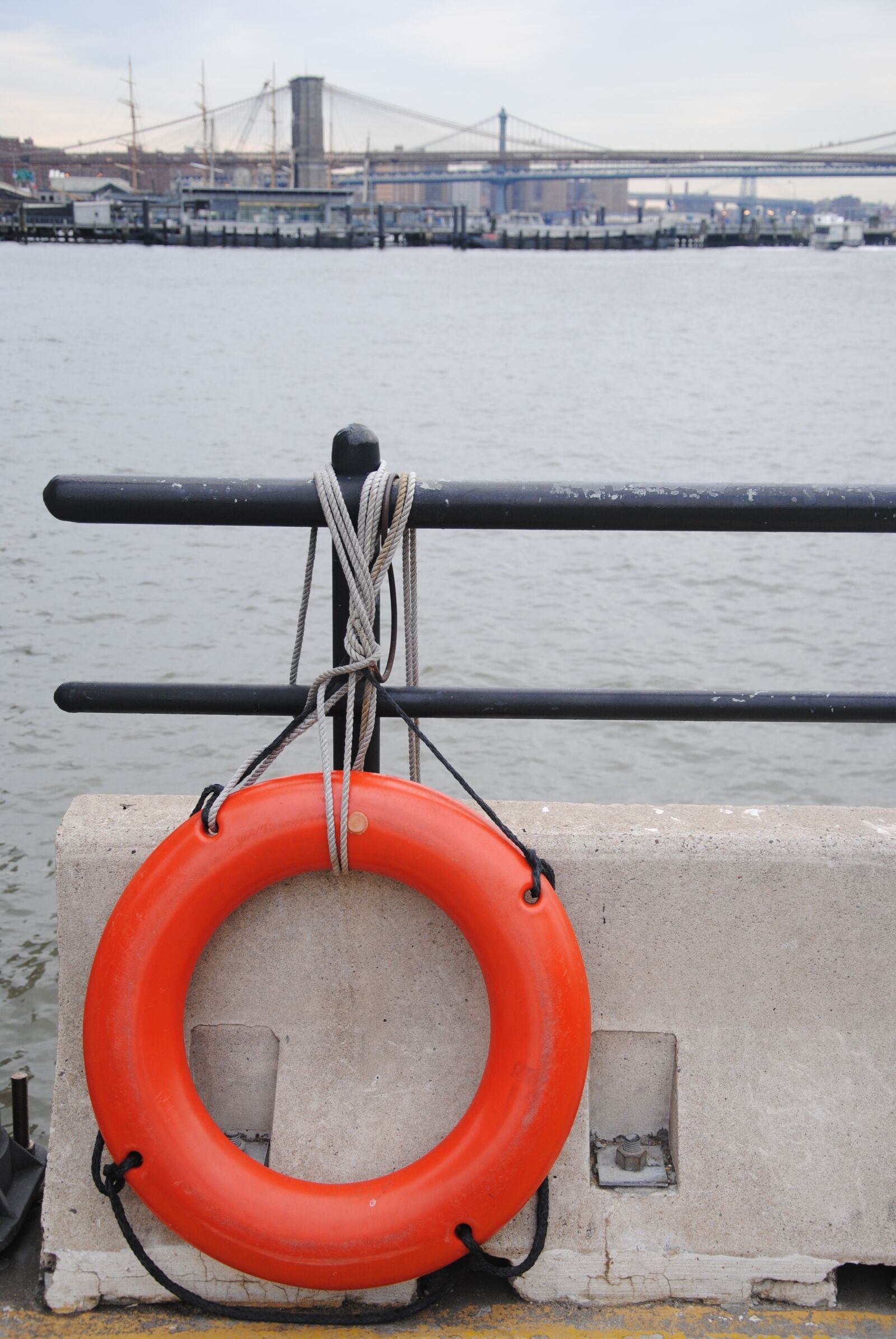 Nikon D3000 sample photo. Lifebelt, new york, port photography