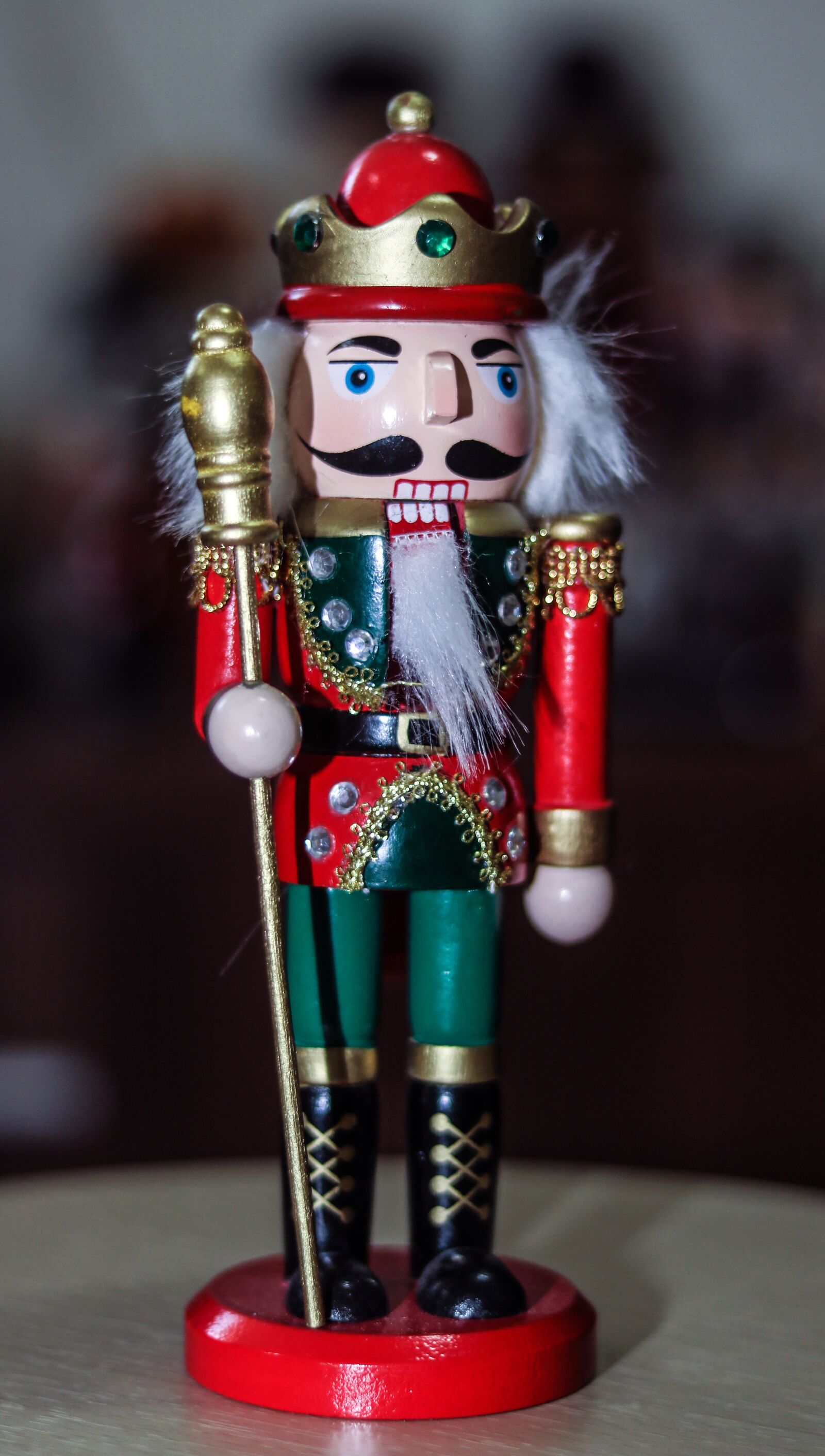 Canon EOS 750D (EOS Rebel T6i / EOS Kiss X8i) sample photo. Nutcracker, traditional, wood photography