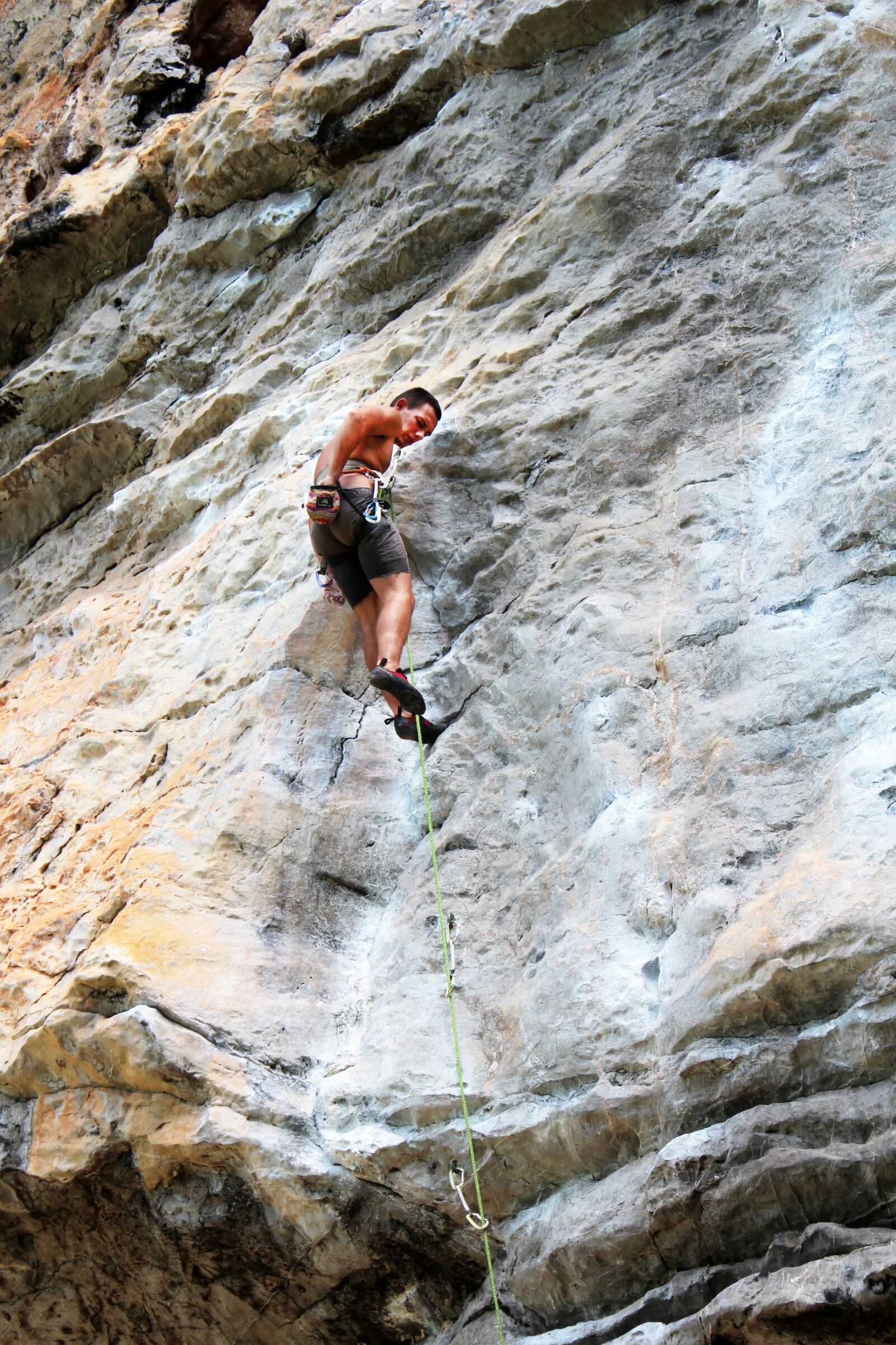 Canon EOS 600D (Rebel EOS T3i / EOS Kiss X5) sample photo. Climb, abseil, climber photography