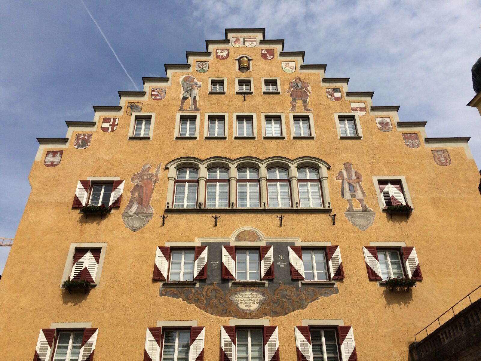iPhone 5s back camera 4.15mm f/2.2 sample photo. Austria, building, trap photography