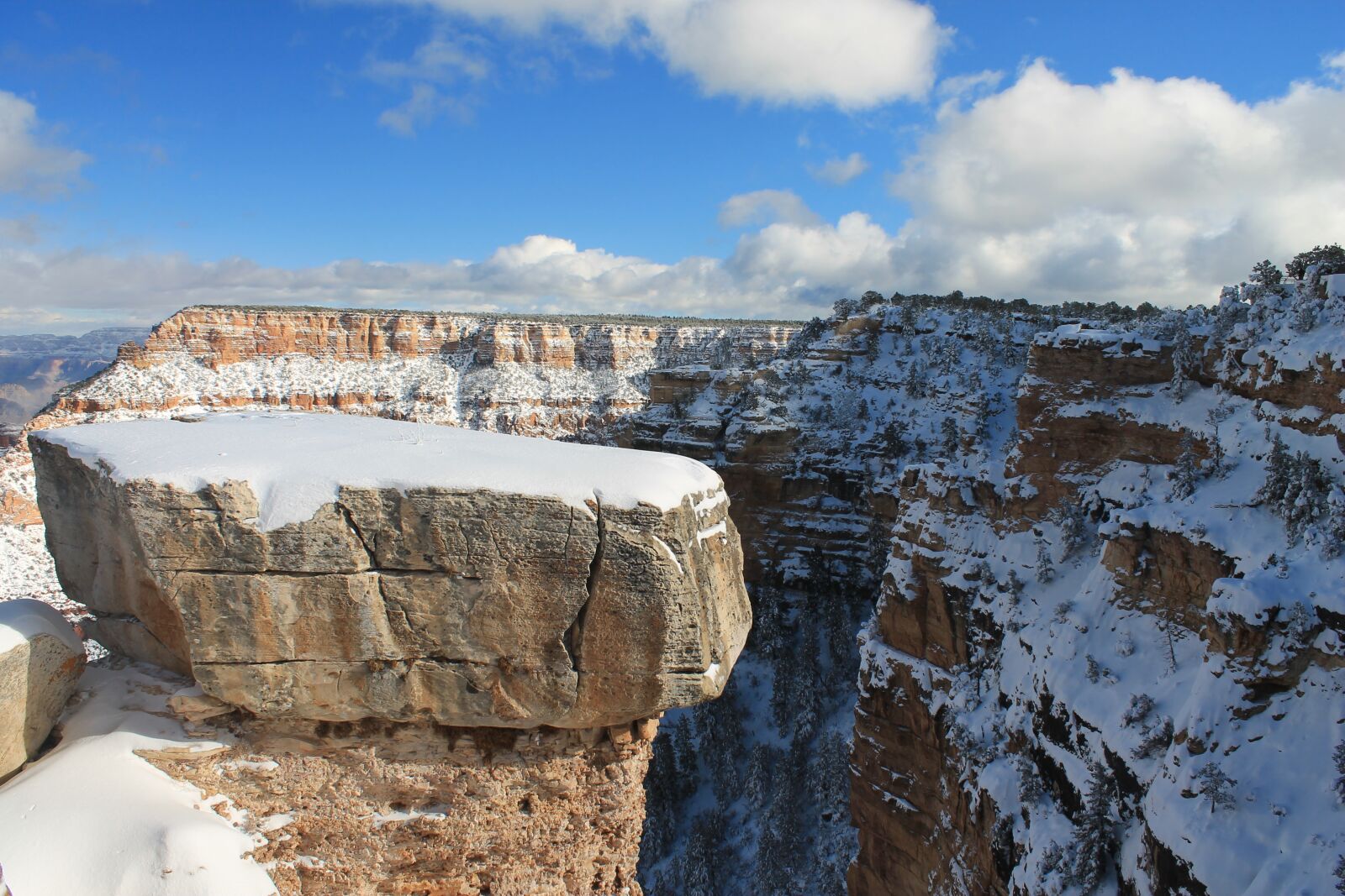 Canon EOS 1100D (EOS Rebel T3 / EOS Kiss X50) sample photo. Grand canyon, winter, canyon photography