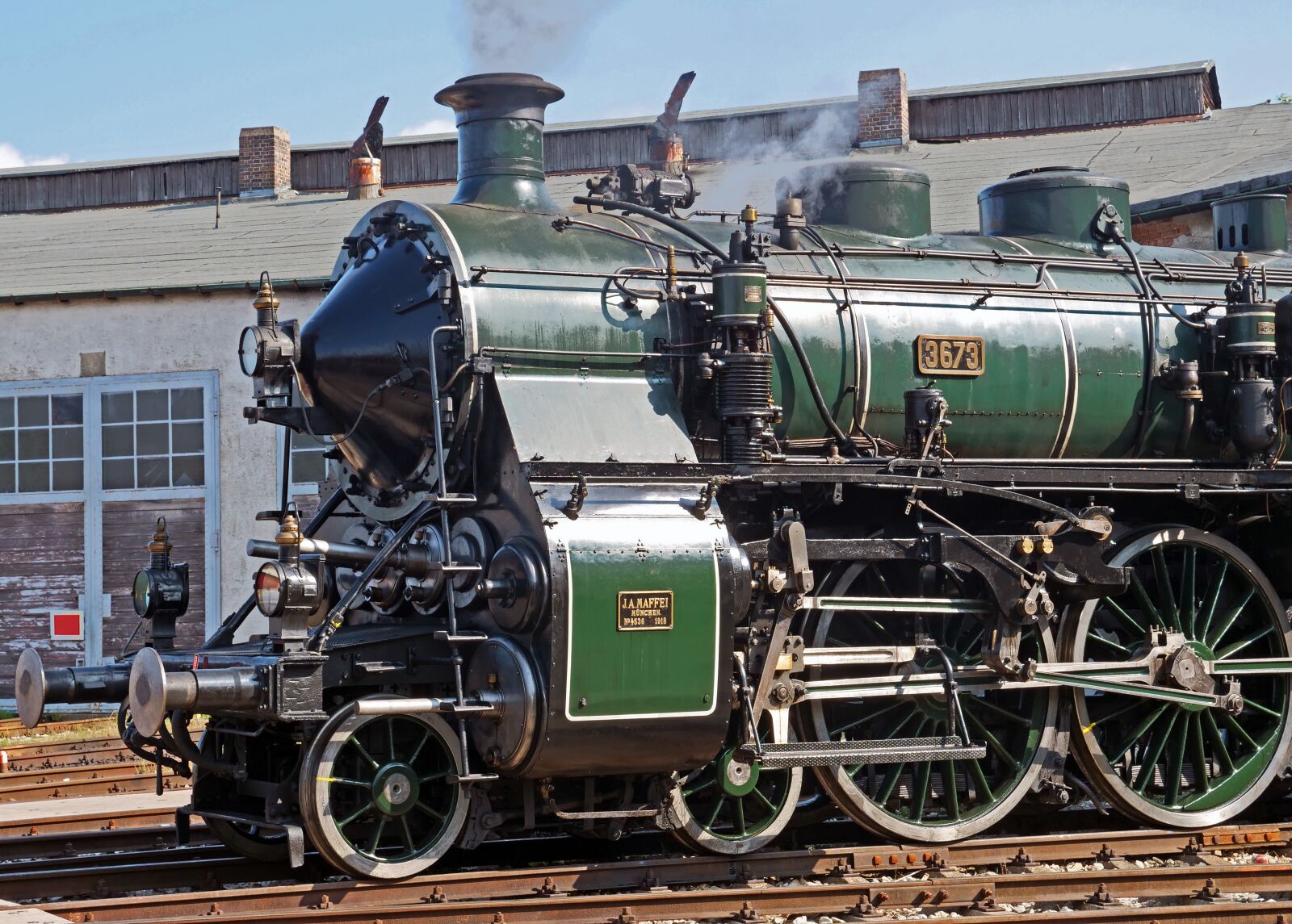 Panasonic Lumix DC-G9 sample photo. Steam locomotive, front, bavarian photography