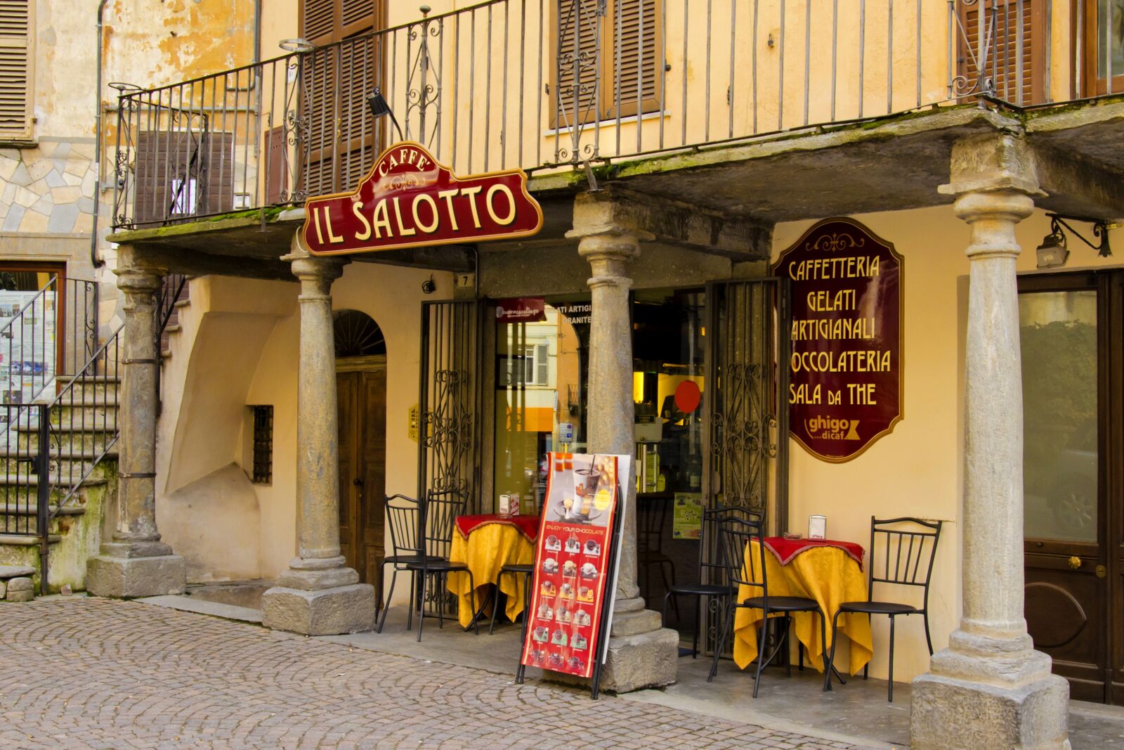 Nikon D5100 sample photo. Ice-cream shop, italy, summer photography