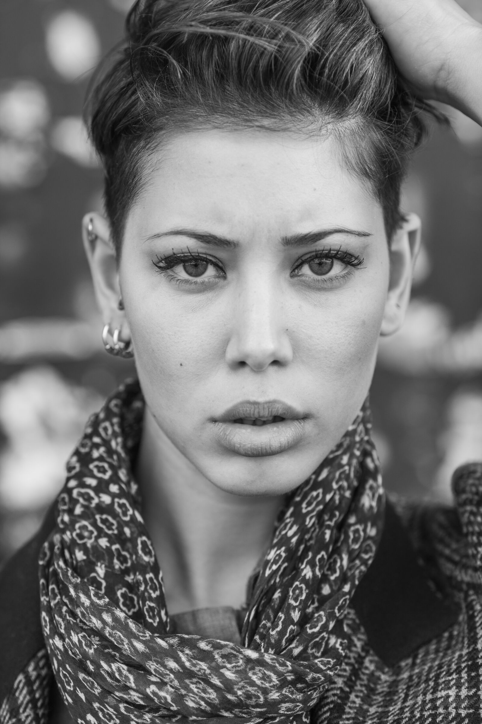 Canon EOS 5D Mark II + Canon EF 135mm F2L USM sample photo. Portrait, woman, lips photography