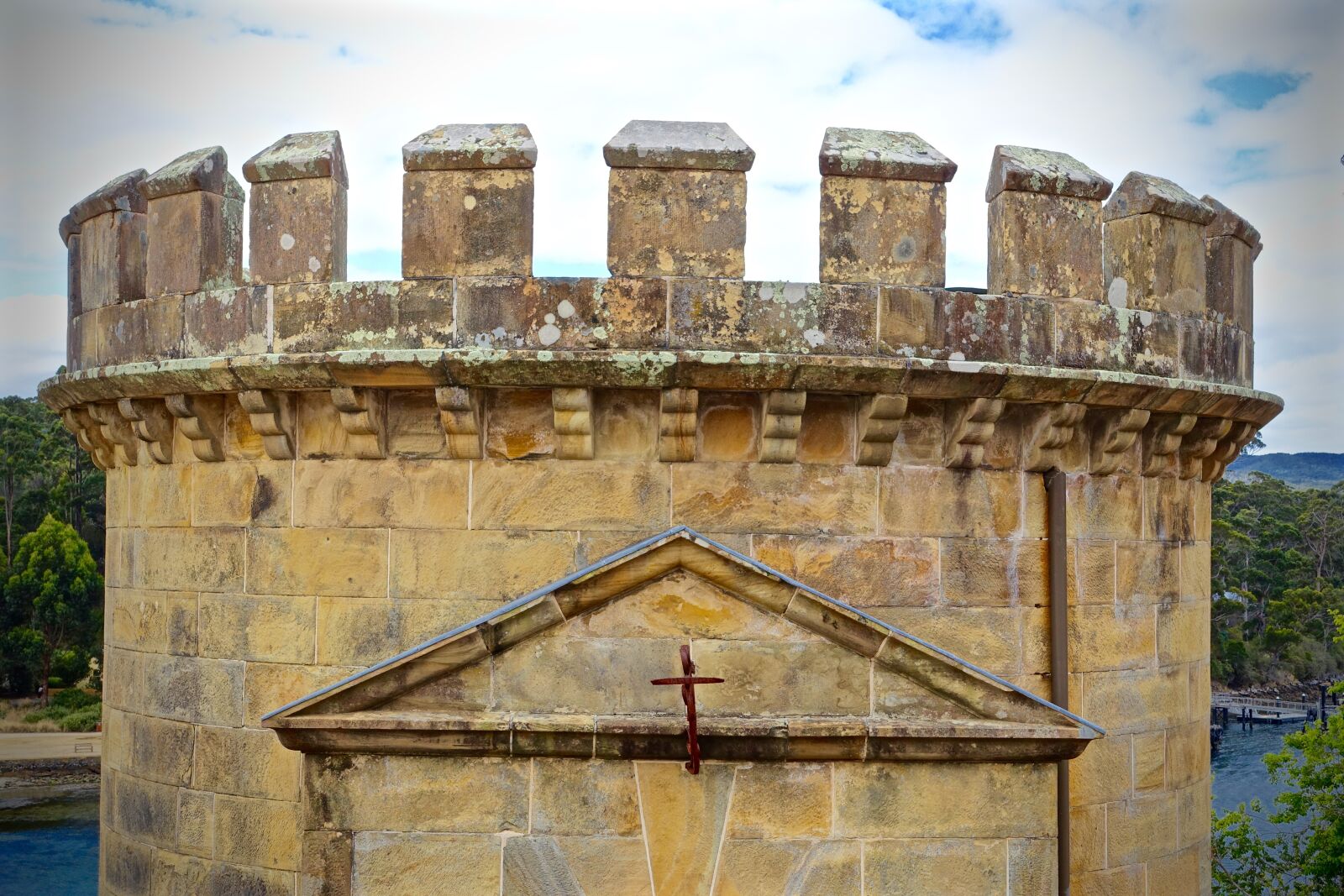 Sony Cyber-shot DSC-RX100 III sample photo. Turret, tower, fortification photography