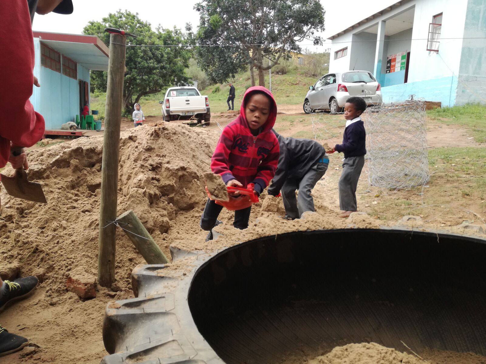 HUAWEI P9 LITE sample photo. Kids, community development, early photography