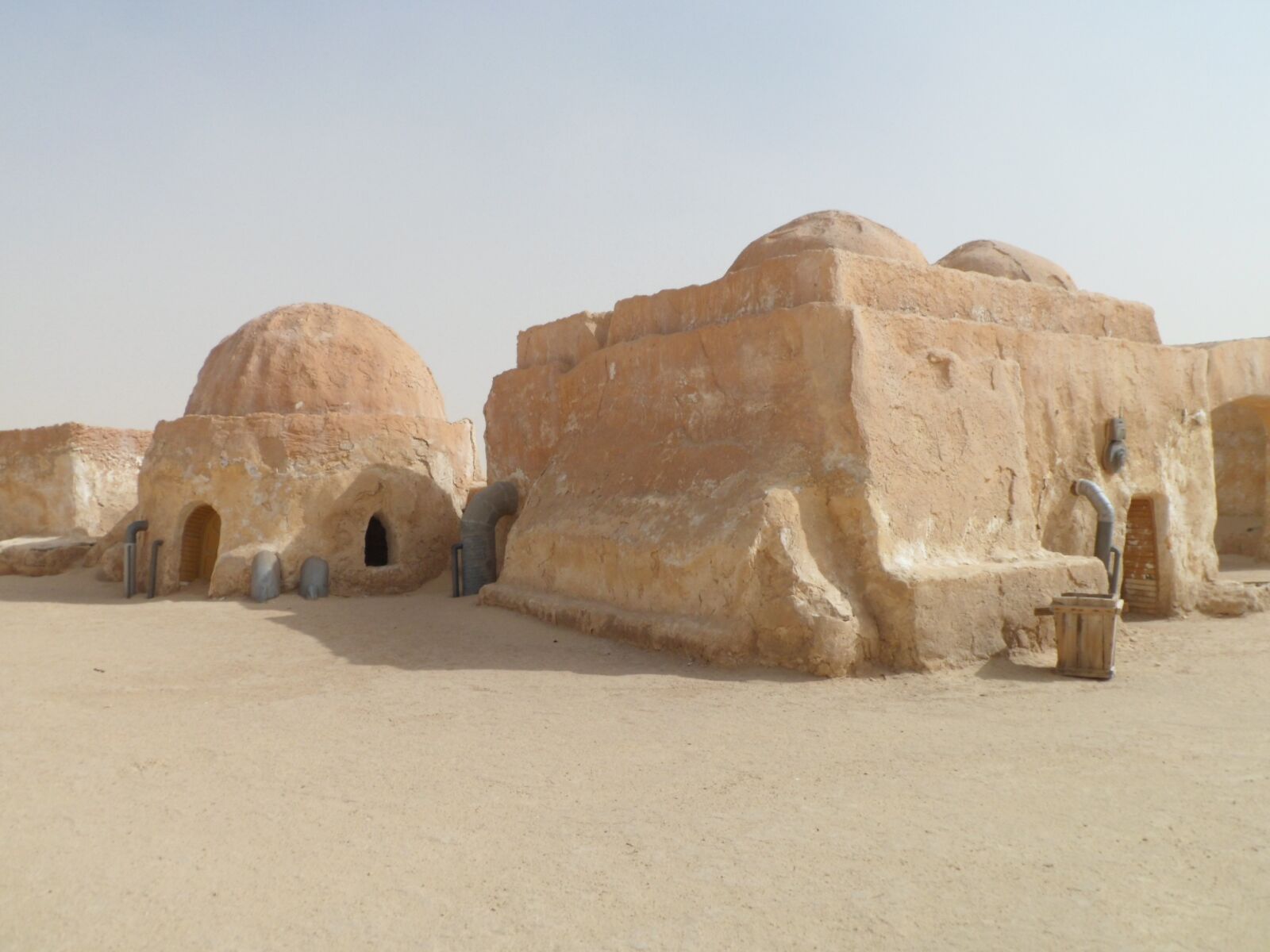 Samsung PL210, PL211 / VLUU PL210, PL211 sample photo. Star wars, sand, desert photography