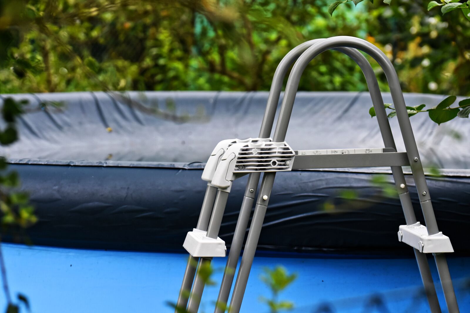 Nikon D7200 sample photo. Pool, head, cover photography