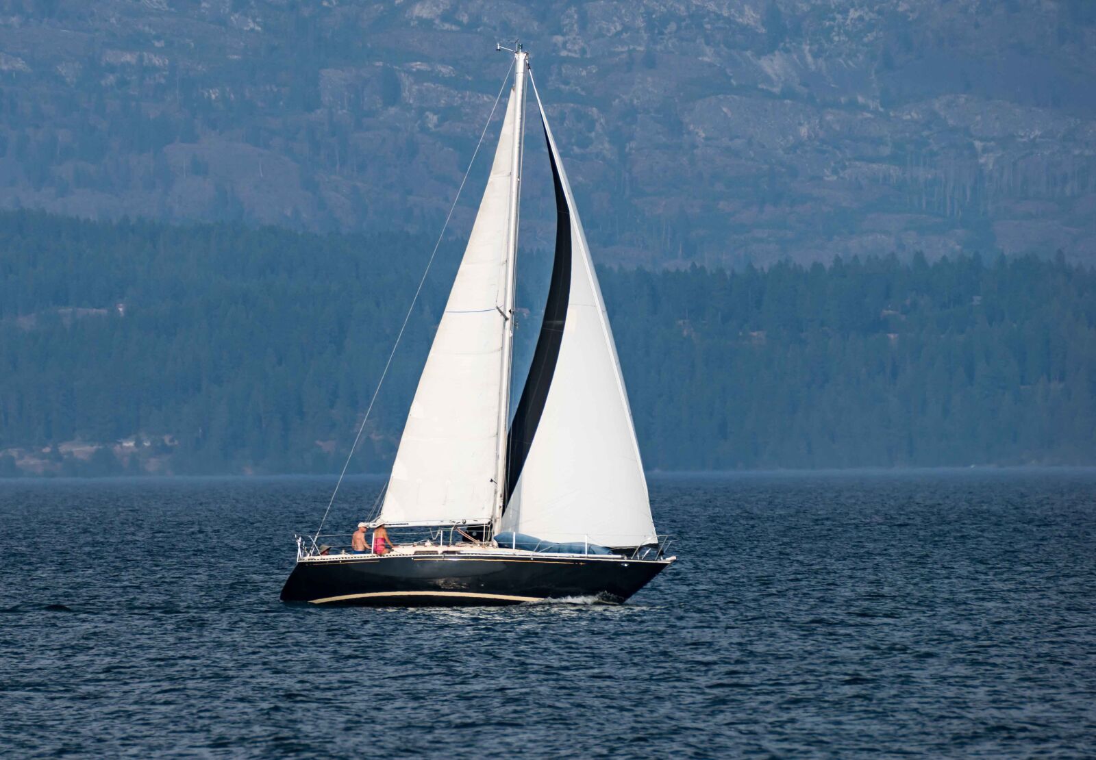 Sony DT 55-300mm F4.5-5.6 SAM sample photo. Sailboat, sailing, sail photography