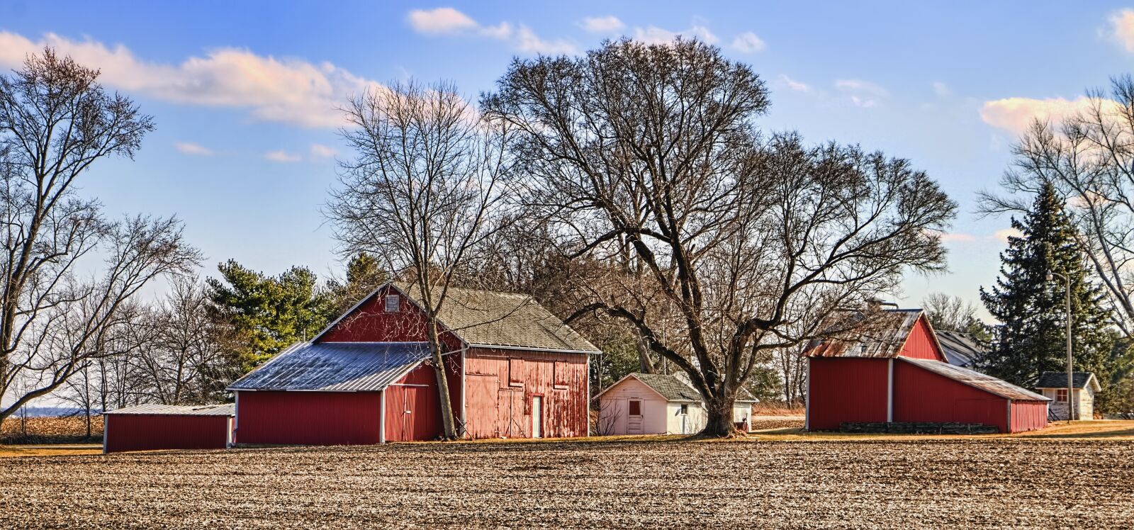 Canon EOS 750D (EOS Rebel T6i / EOS Kiss X8i) sample photo. Barn, rustic, barns photography