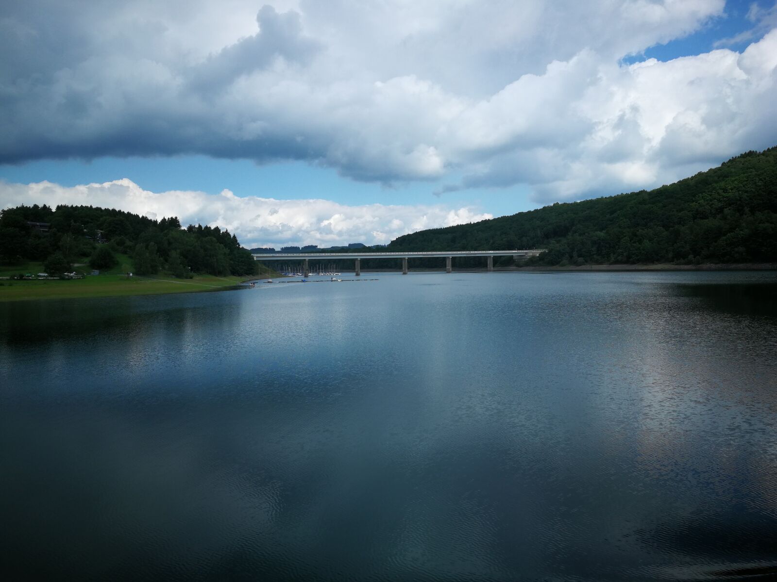 HUAWEI P10 sample photo. Lake, water, nature photography
