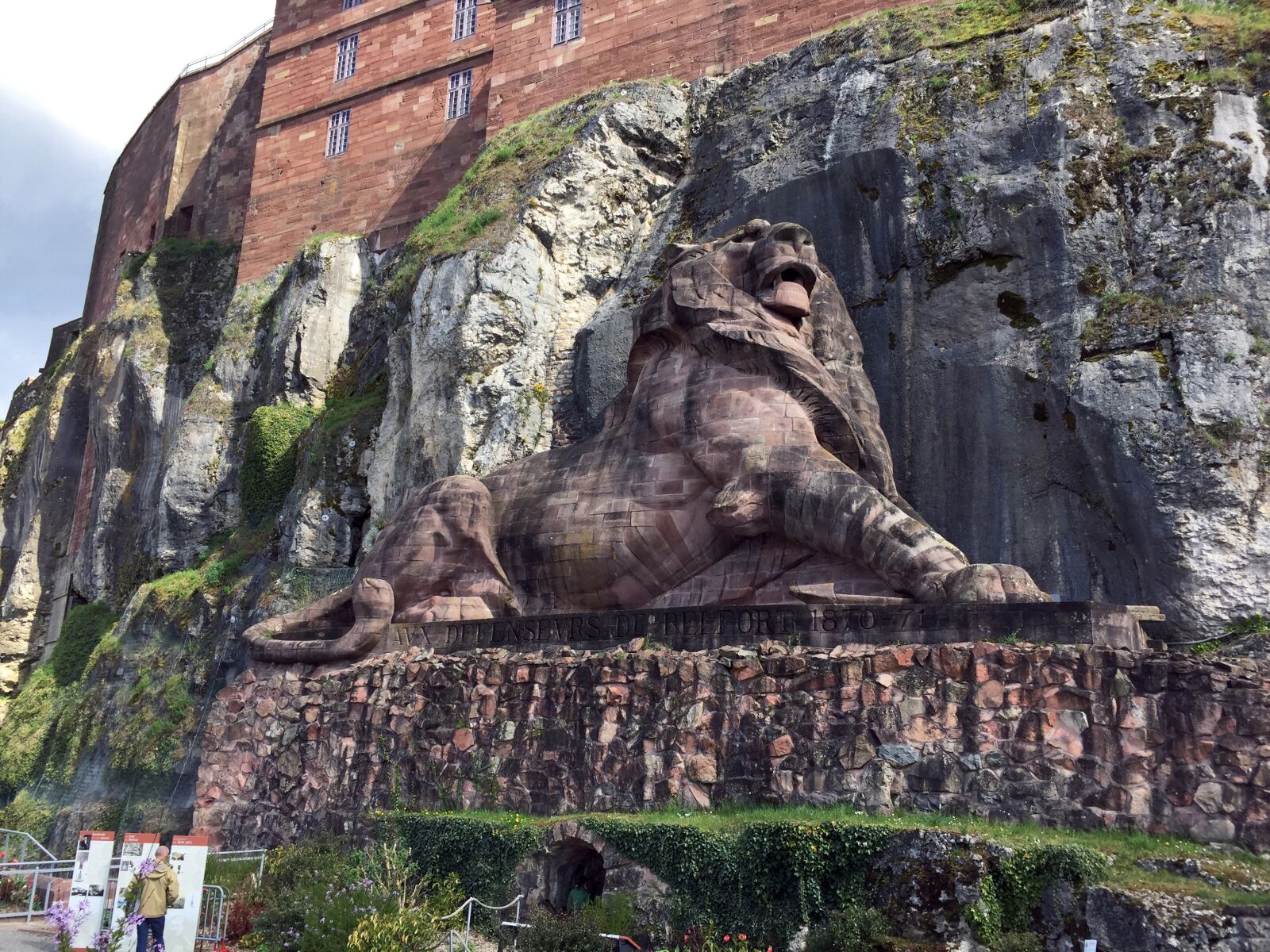 Apple iPhone 6 sample photo. Lion, belfort, bartholdi photography