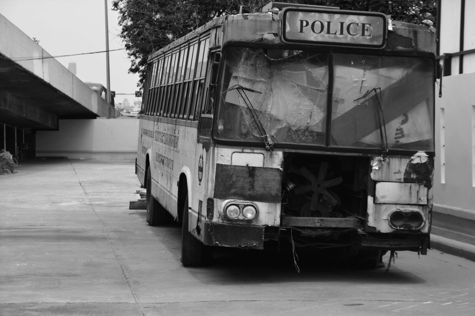 Nikon D5200 sample photo. Bus, wreck, junk photography