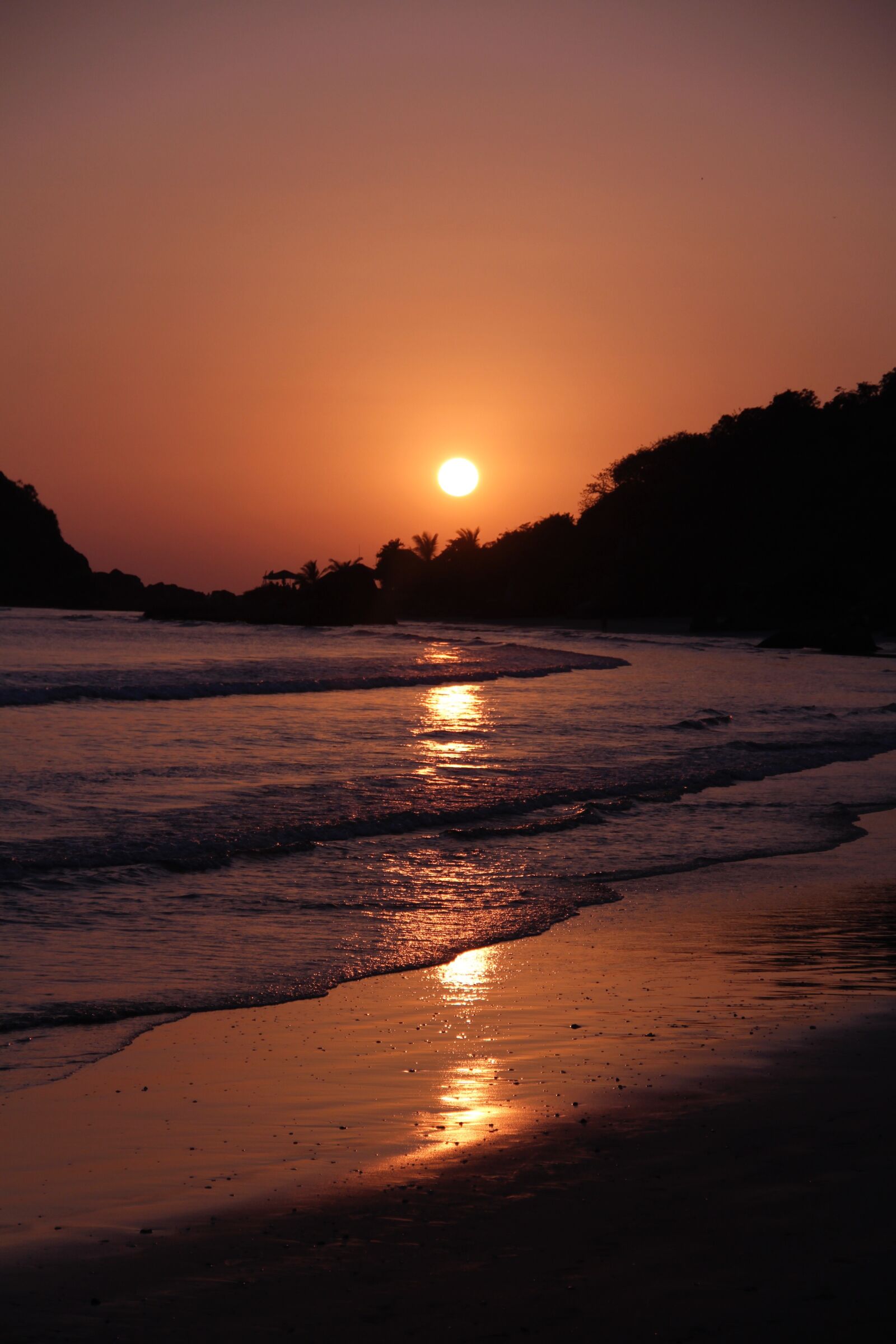 Canon EOS 7D sample photo. Sunset, beach, shore photography