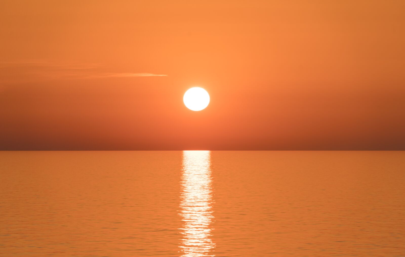 Sony a7R II + Sony FE 24-240mm F3.5-6.3 OSS sample photo. Sunrise, venice, italy photography