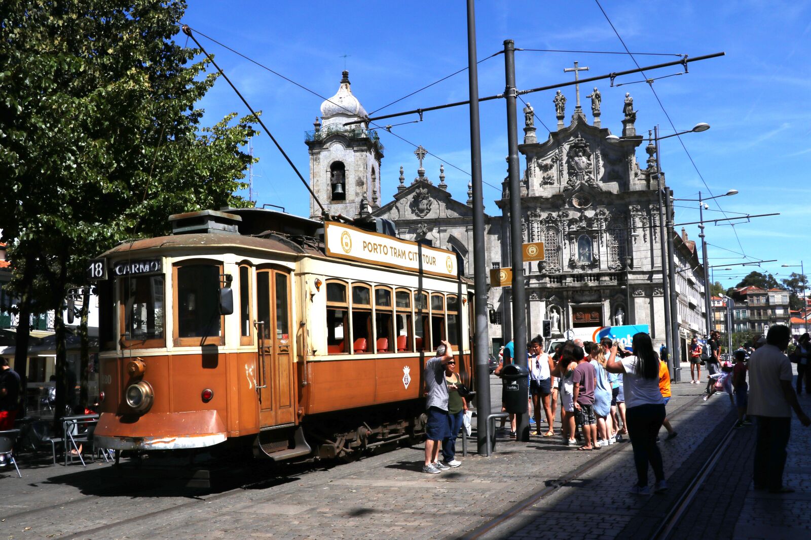 Canon EOS 80D sample photo. Train, porto, station photography