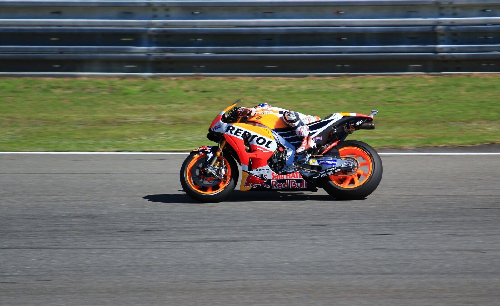 Canon EF-S 55-250mm F4-5.6 IS STM sample photo. Brno, motogp, dani pedrosa photography