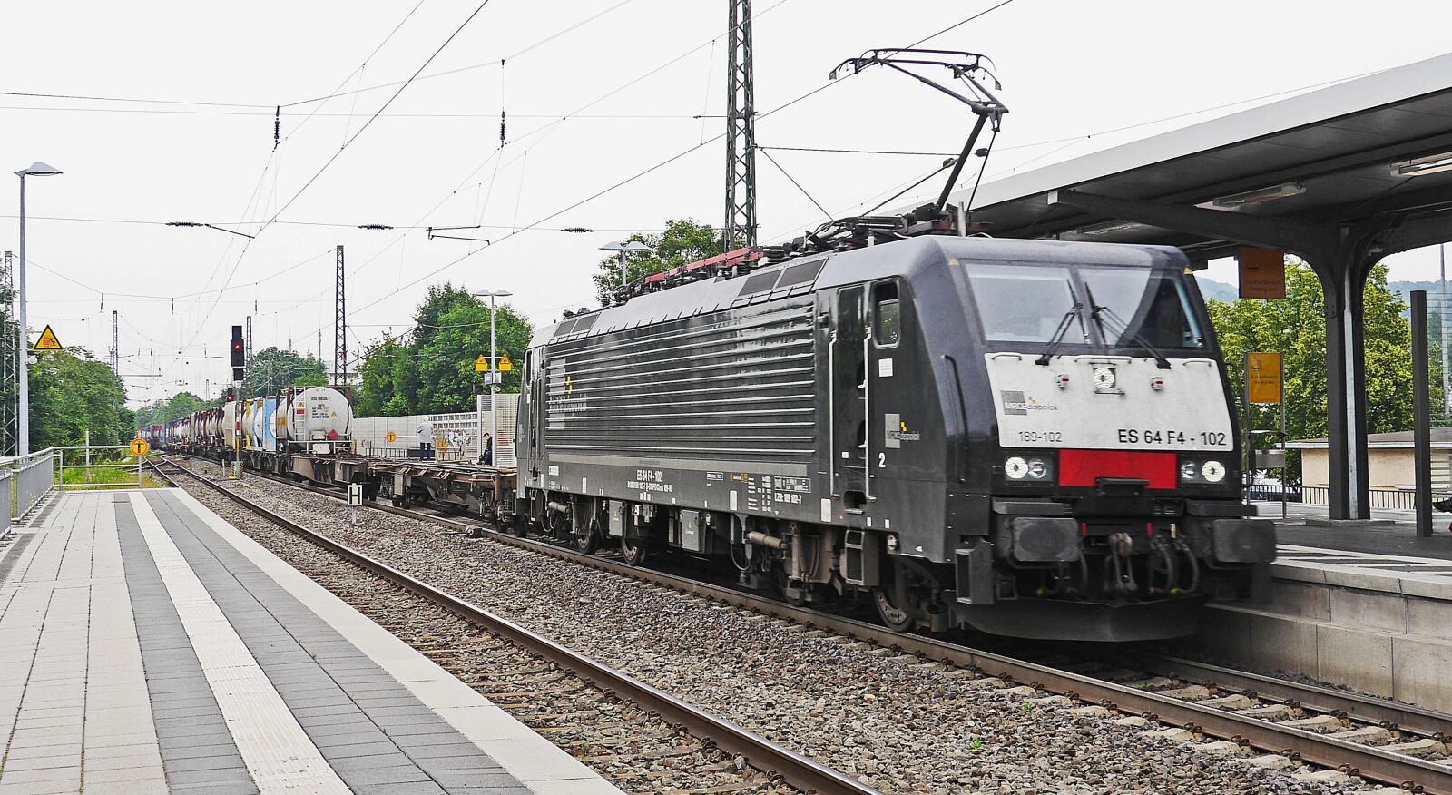 Panasonic Lumix DMC-GH3 sample photo. Container train, freight train photography