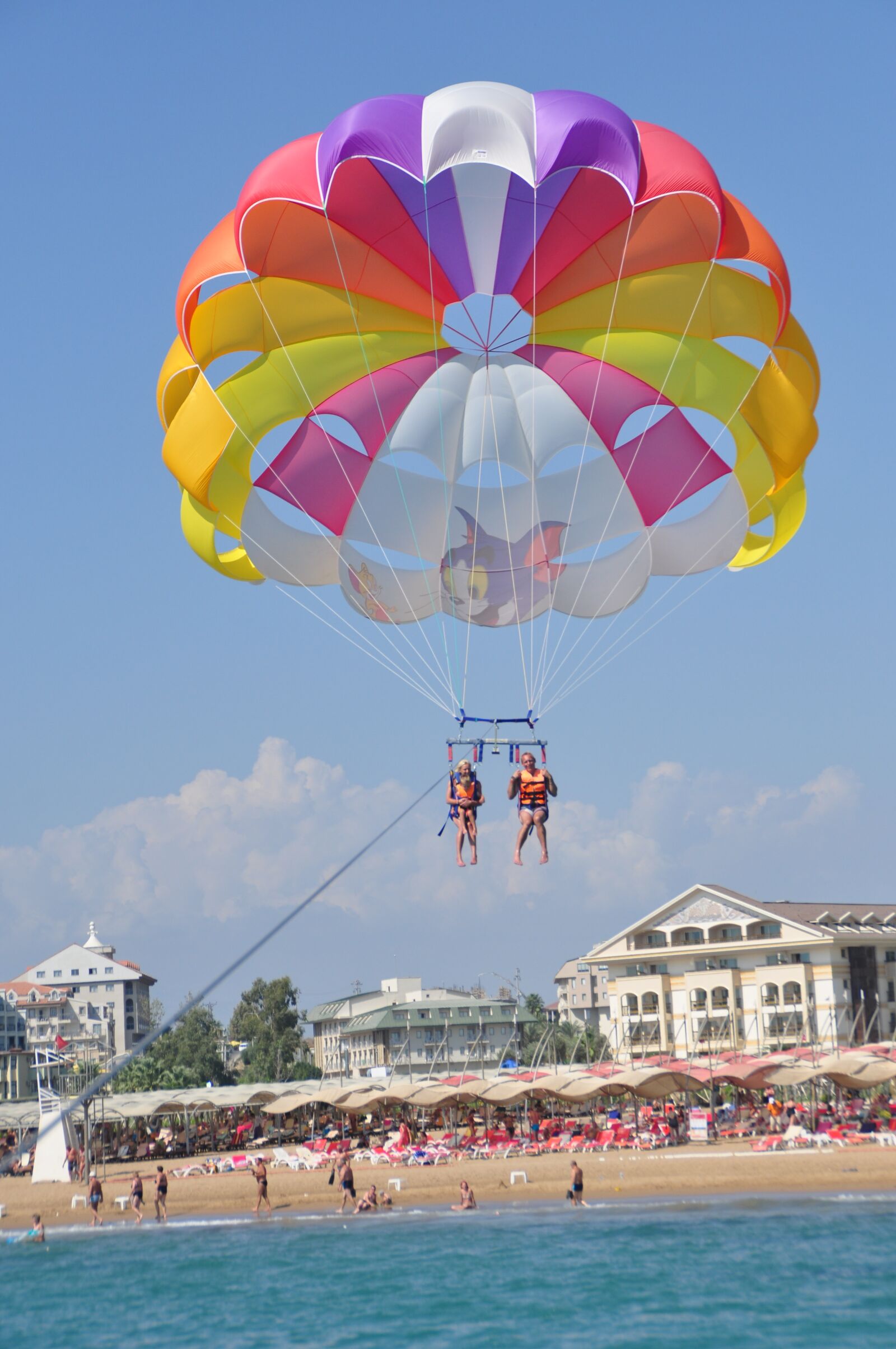 Nikon D90 sample photo. Parasailing, beach holiday, side photography