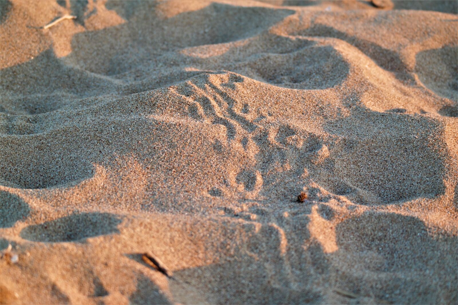 Samsung NX30 + NX 50-200mm F4-5.6 sample photo. Trace, sand, beach photography