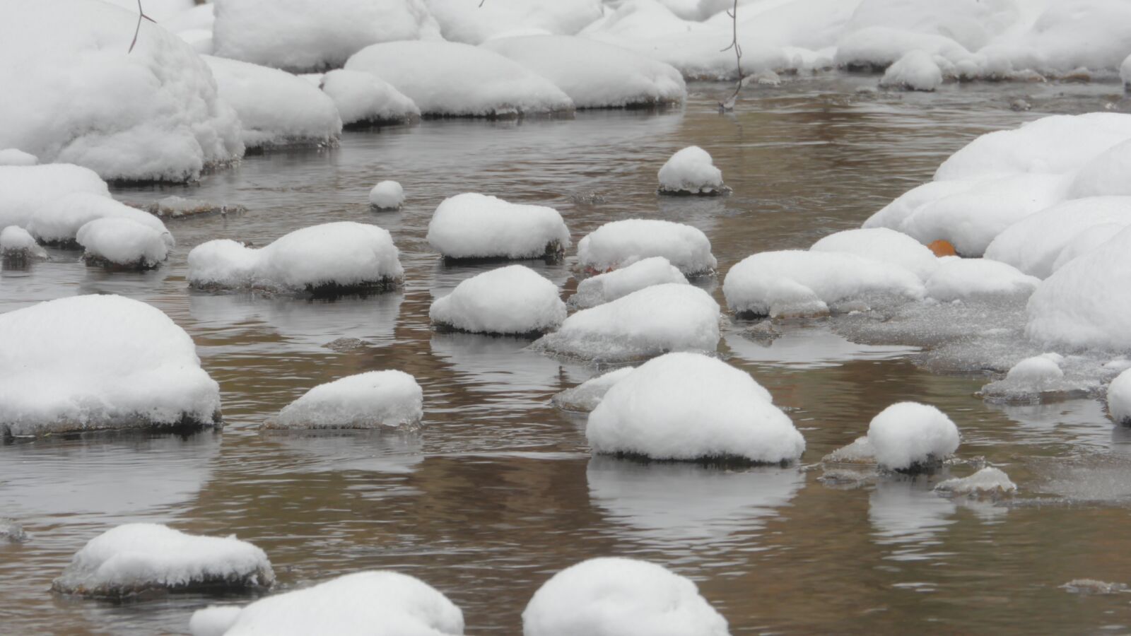 Panasonic Lumix DMC-GH4 sample photo. Stones, rocks, rock photography