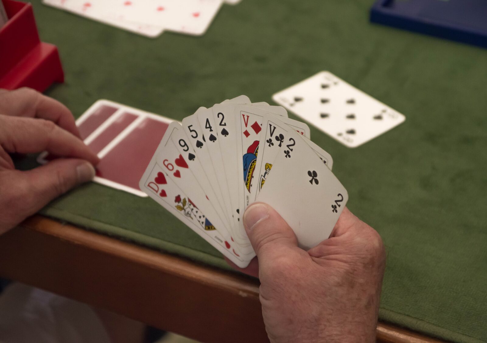 Pentax KP sample photo. Cards, game, player photography