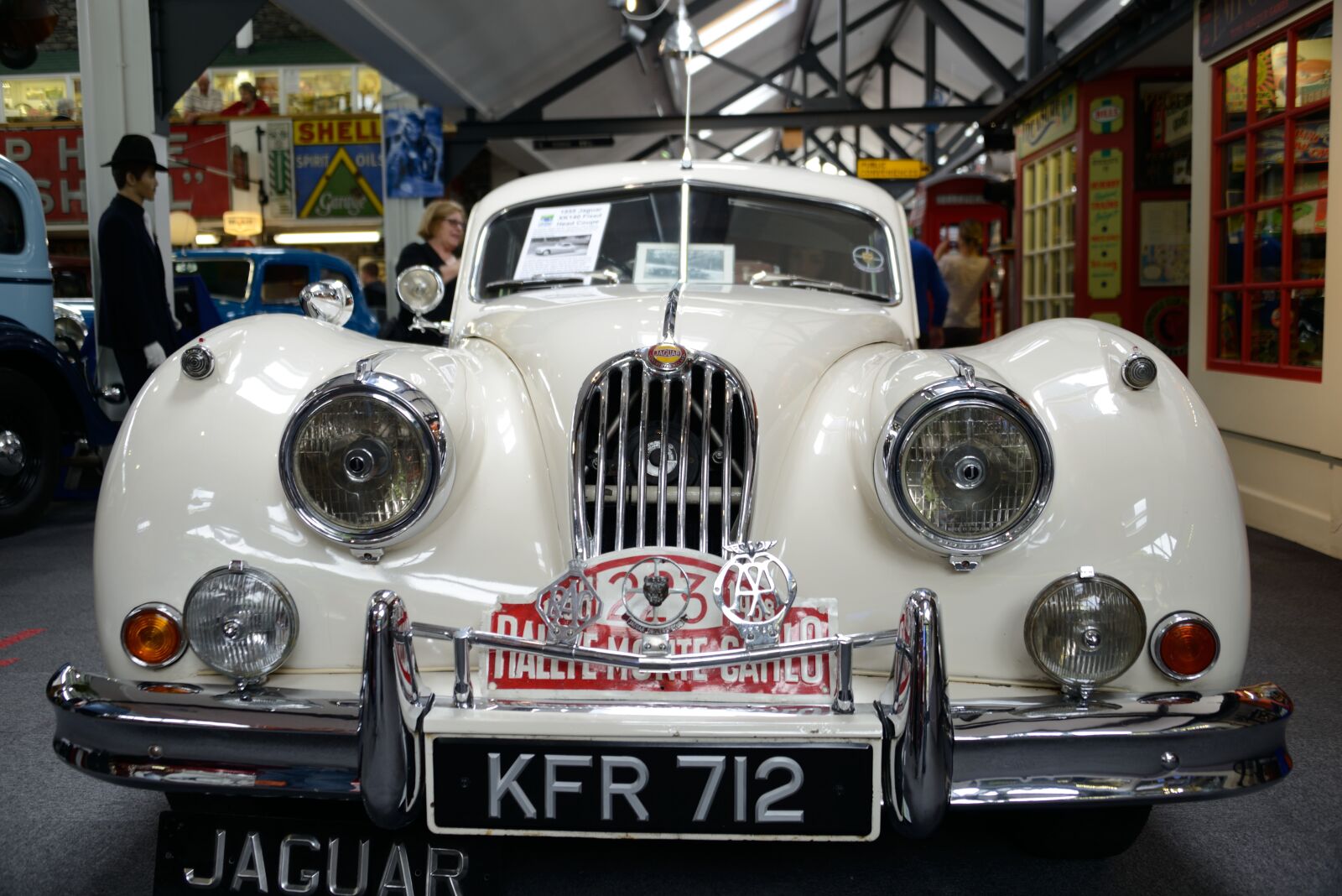 Nikon D800 sample photo. Jaguar, 220, car photography