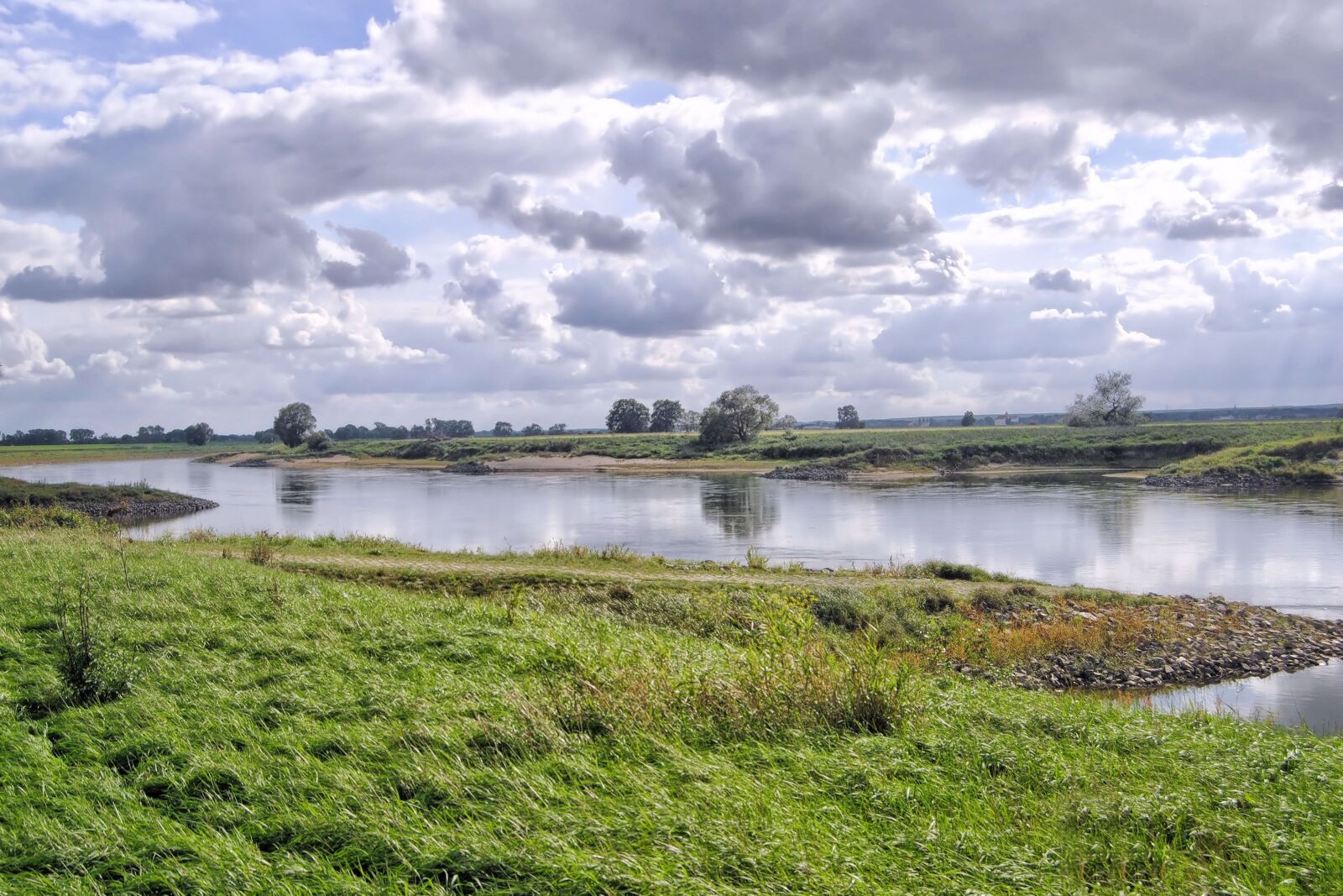 Nikon D3000 sample photo. Landscape, river, clouds photography