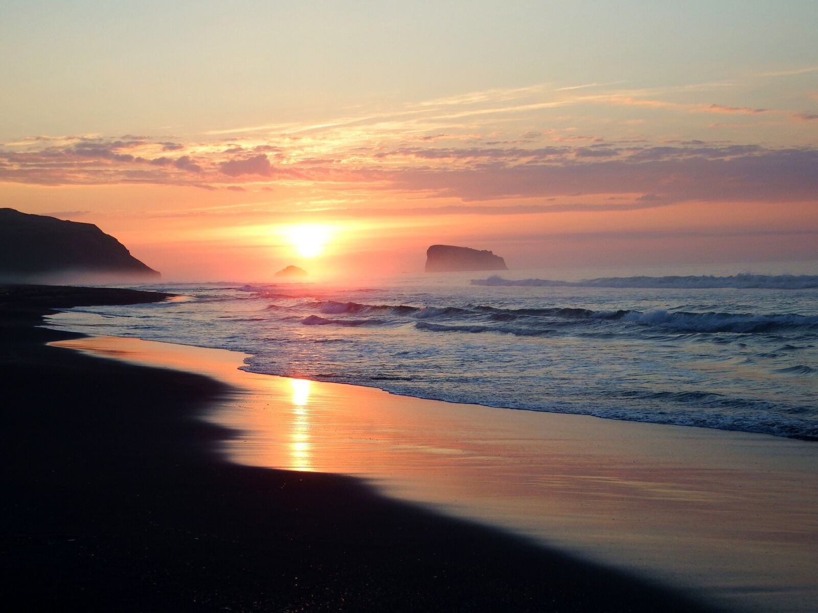 Fujifilm FinePix S1 sample photo. Sunrise, dawn, the pacific photography