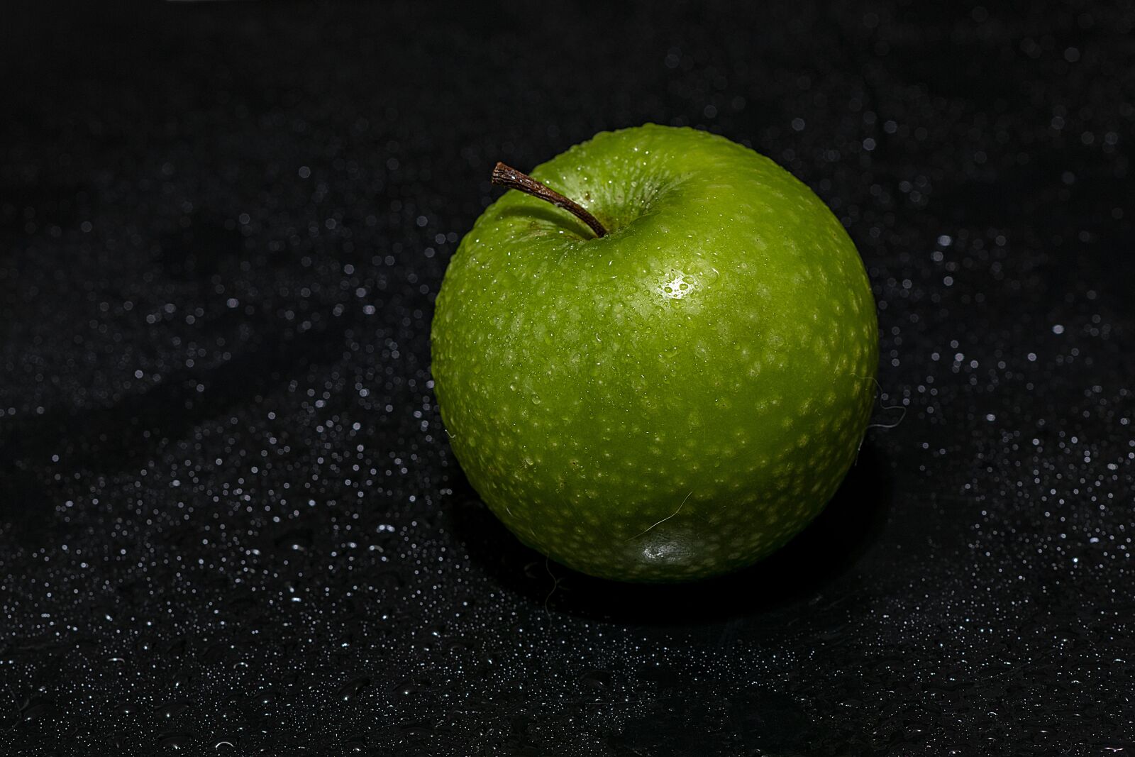 Nikon D3300 sample photo. Apple, fruit, healthy photography