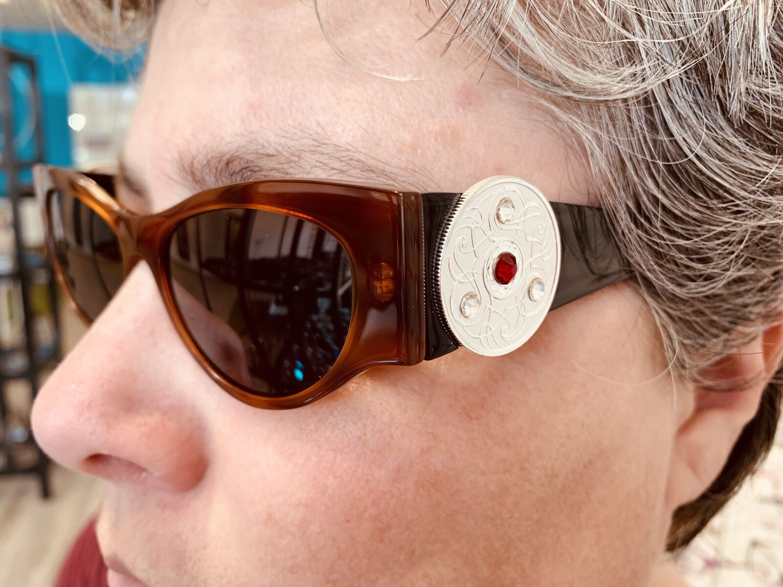 iPhone XR back camera 4.25mm f/1.8 sample photo. Woman, bespoke, sunglasses photography