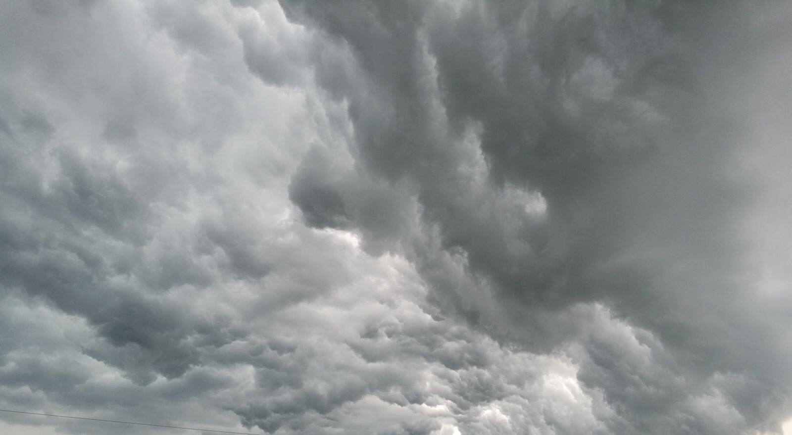 HUAWEI P9 sample photo. Clouds, gray, bury photography