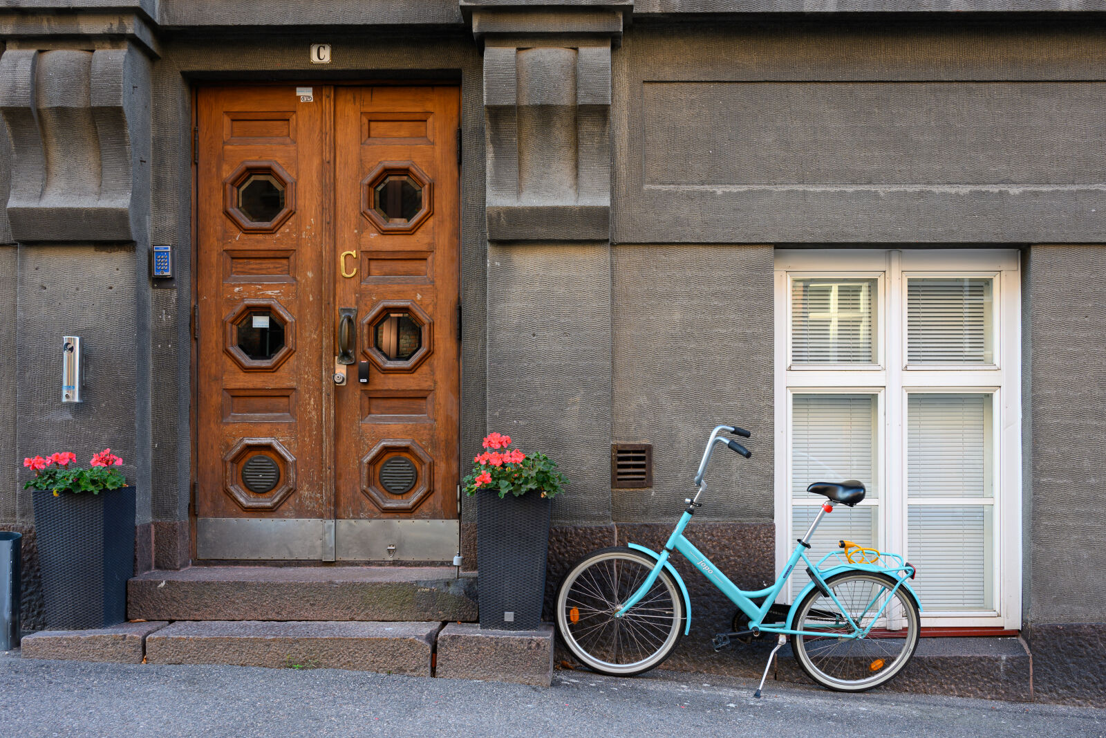 Nikon Z6 III sample photo. Bicycle street photography