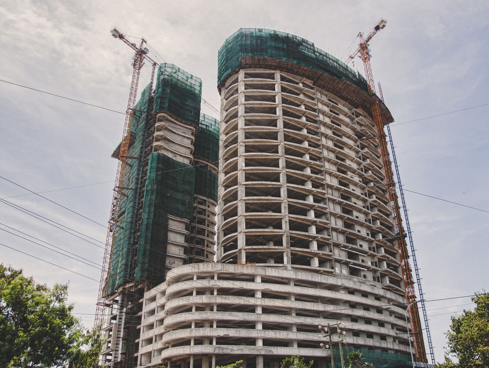 Nikon D90 sample photo. Tall building, low angle photography