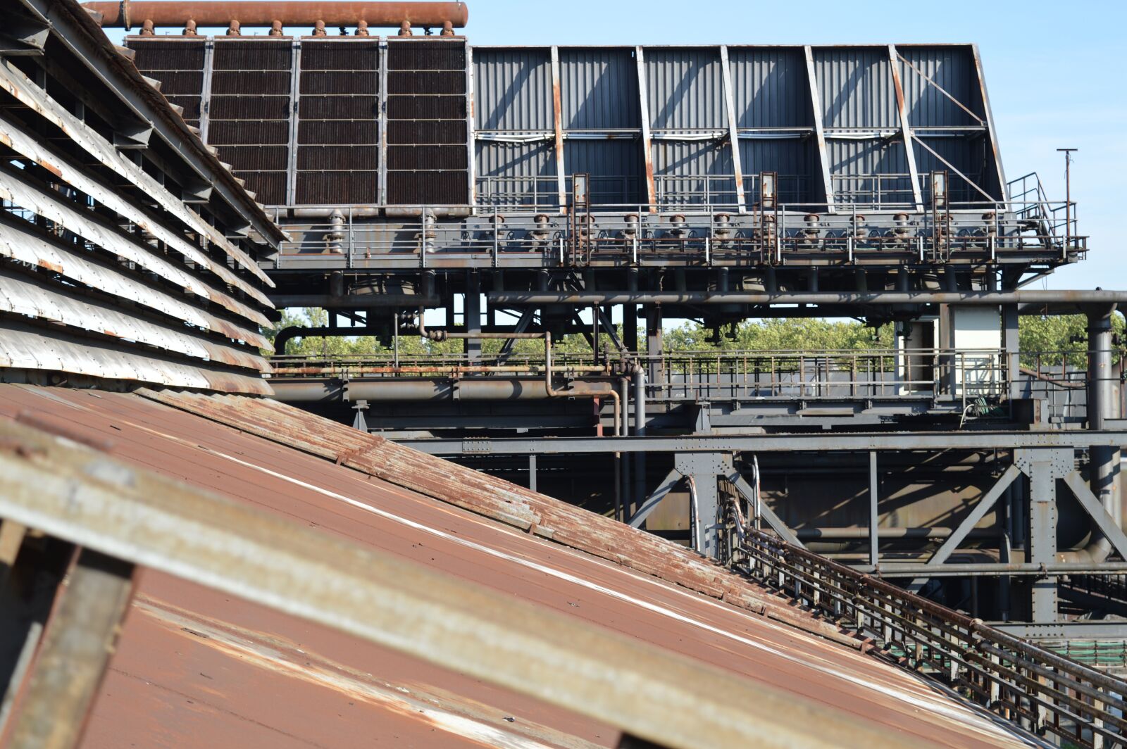 Nikon D3200 sample photo. Industry, roof, steel photography