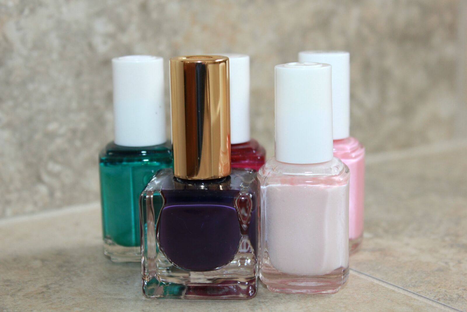 Canon EOS 550D (EOS Rebel T2i / EOS Kiss X4) sample photo. Nail polish, nailpolish, polish photography