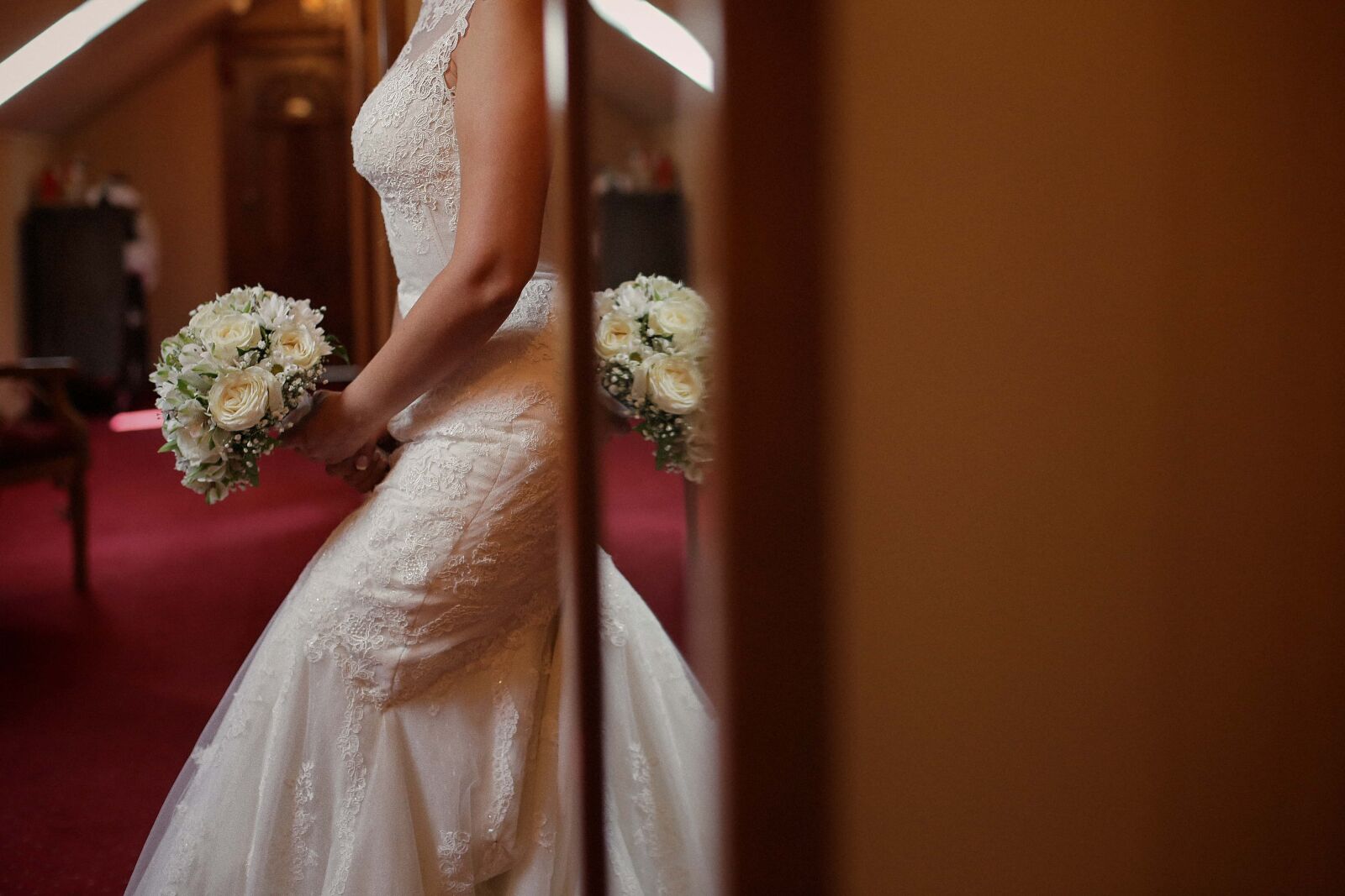 Canon EOS 6D + Canon EF 50mm F1.4 USM sample photo. Wedding dress, wedding bouquet photography
