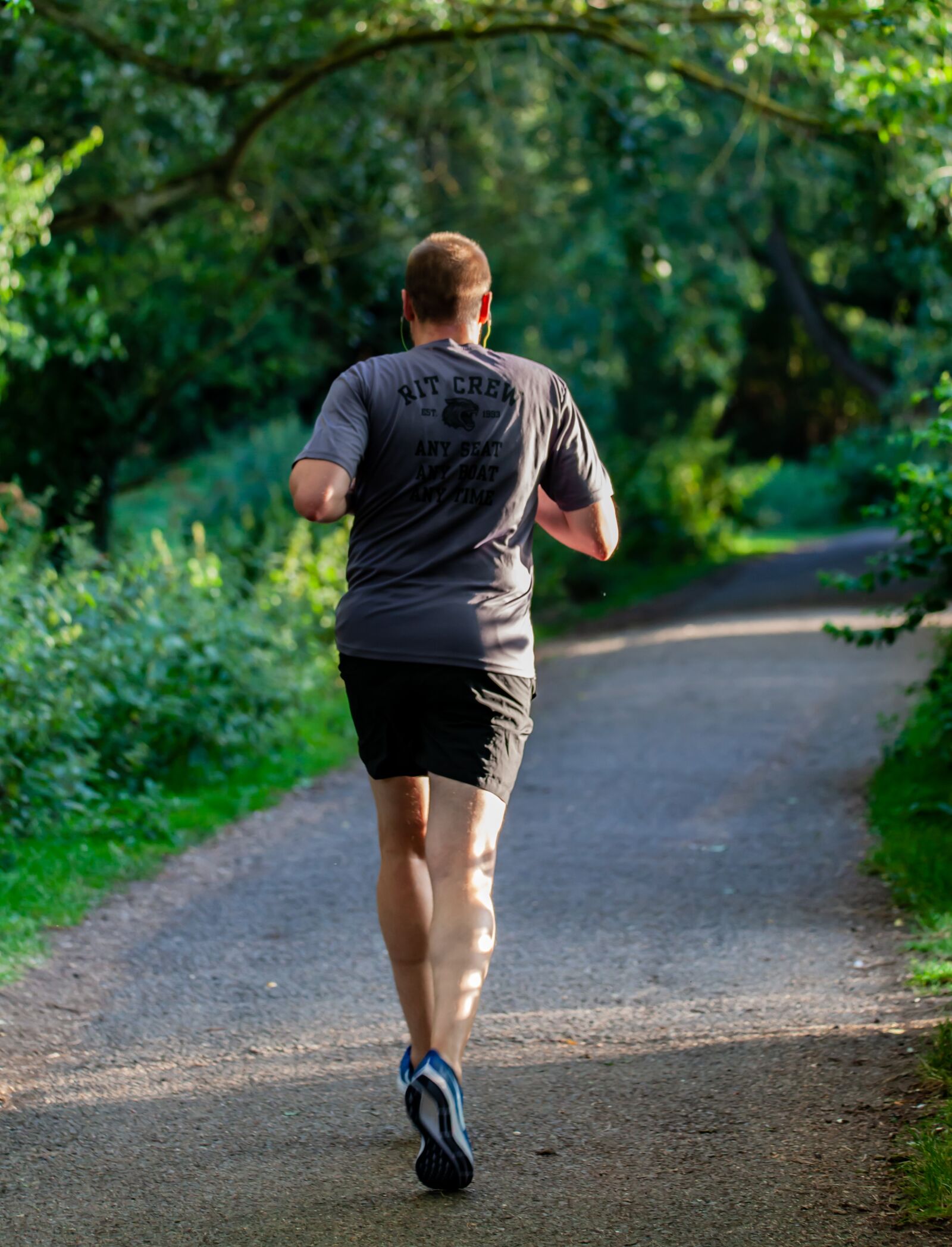 150-600mm F5-6.3 DG OS HSM | Contemporary 015 sample photo. Runner, jogging, run in photography