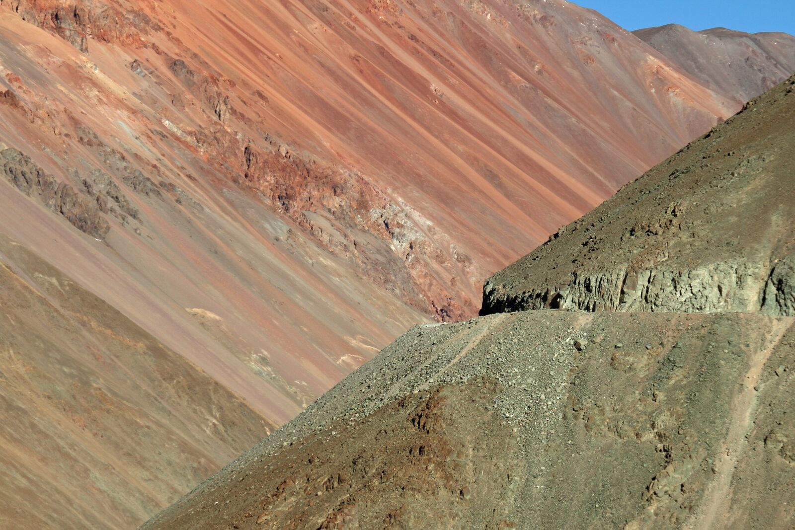 Canon EOS 7D sample photo. Mountain, colourful, red photography