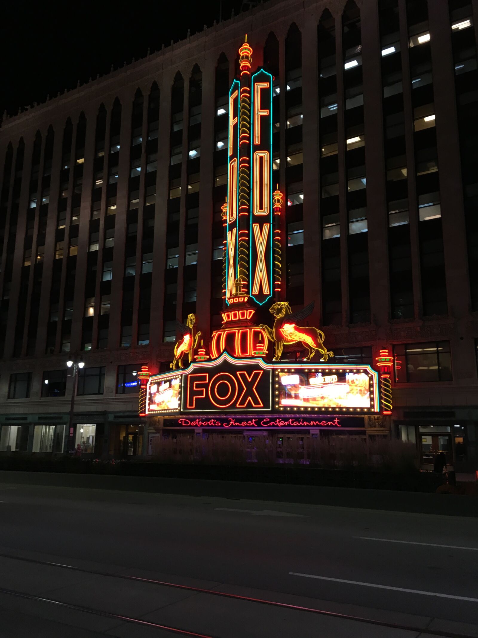 Apple iPhone 6s sample photo. Fox, theater, detroit photography