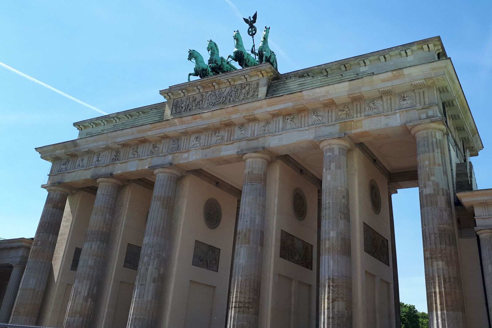 Samsung Galaxy A5(2017) sample photo. Berlin, brand front of photography