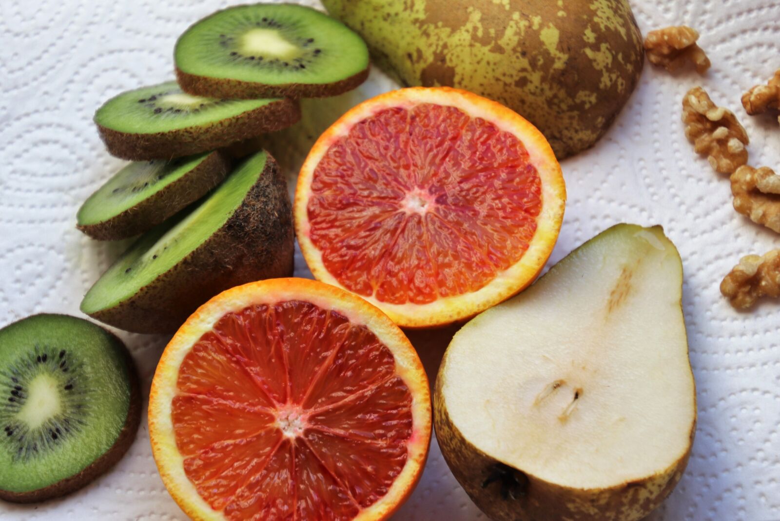 Canon EOS 80D sample photo. Fruit, kiwi, mandarin photography