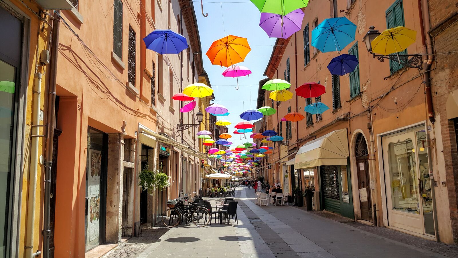 Samsung Galaxy Note4 sample photo. Ferrara, umbrella, decoration photography