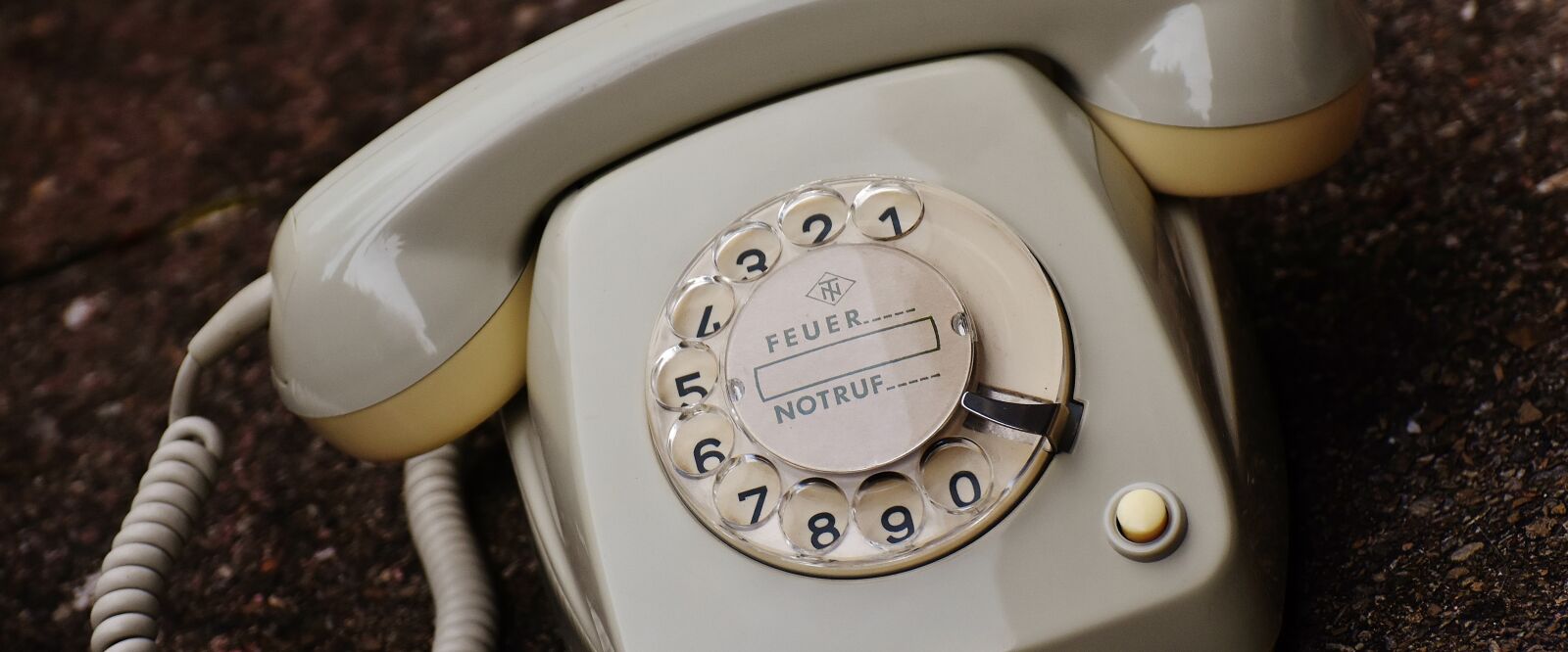 Nikon D7200 sample photo. Old phone, 60s, 70s photography